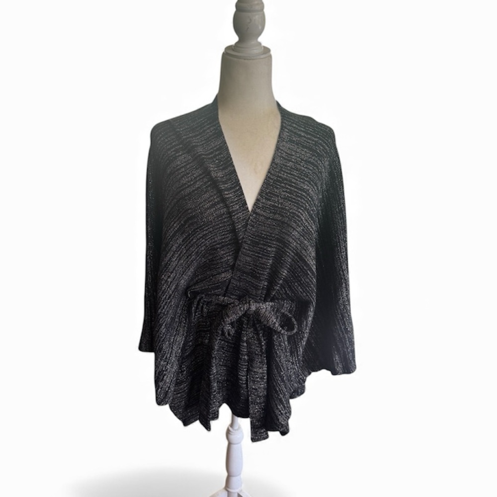 Elegant Black Women's Sweater - Picture 2 of 7